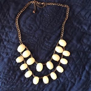 Statement necklace 💛